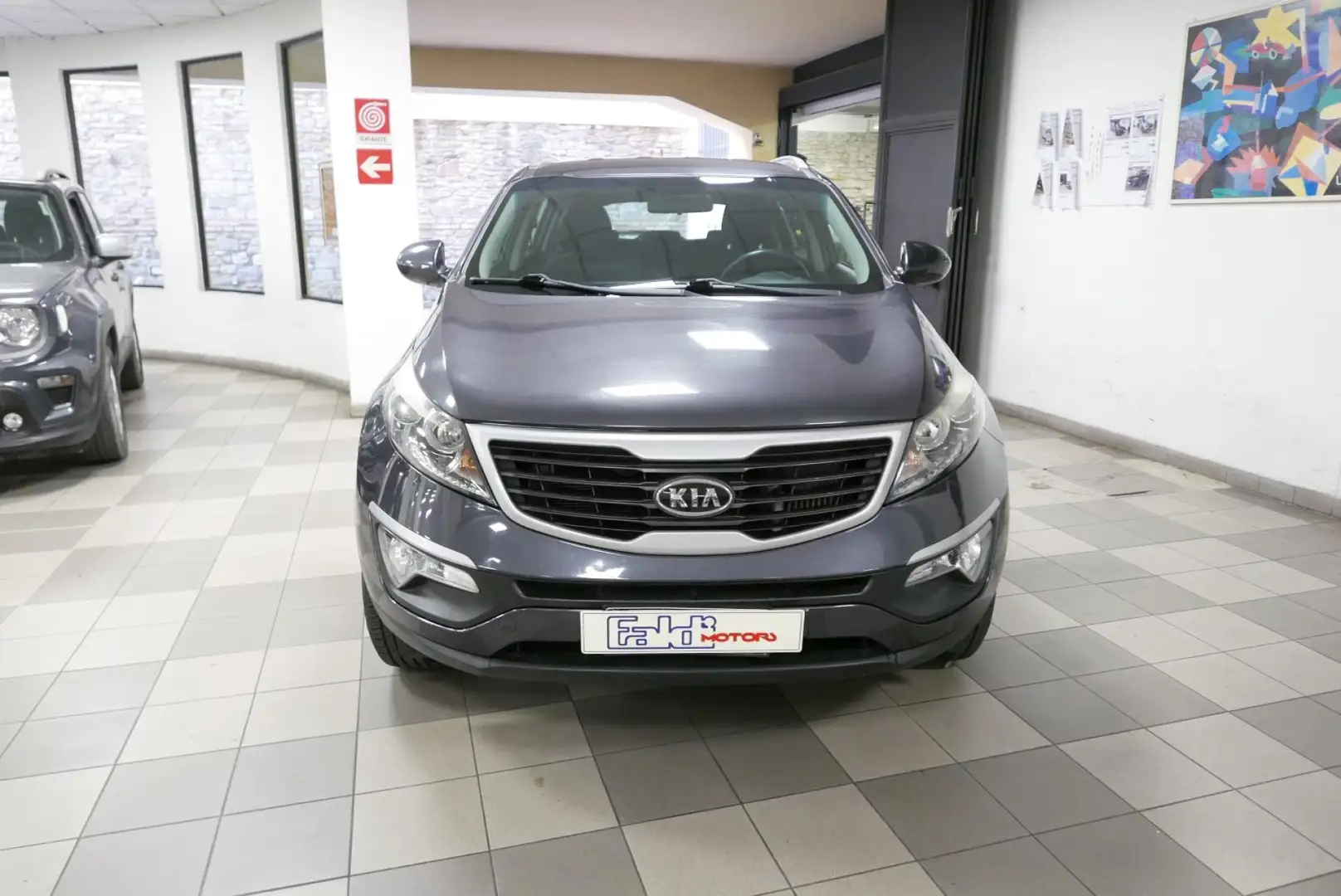 Kia Sportage 1.7 CRDI VGT 2WD Active Grijs - 2