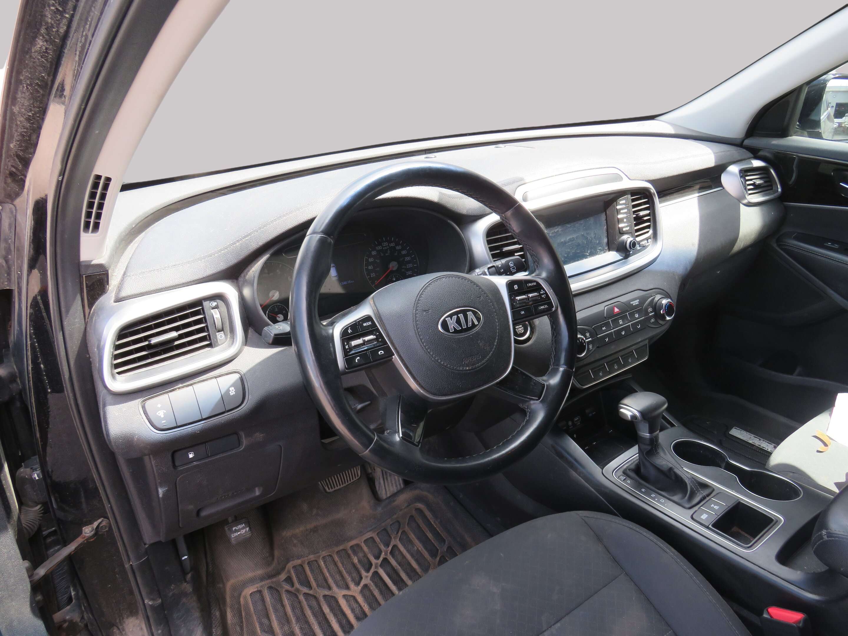 2019 Kia Sorento LX — снимка 1