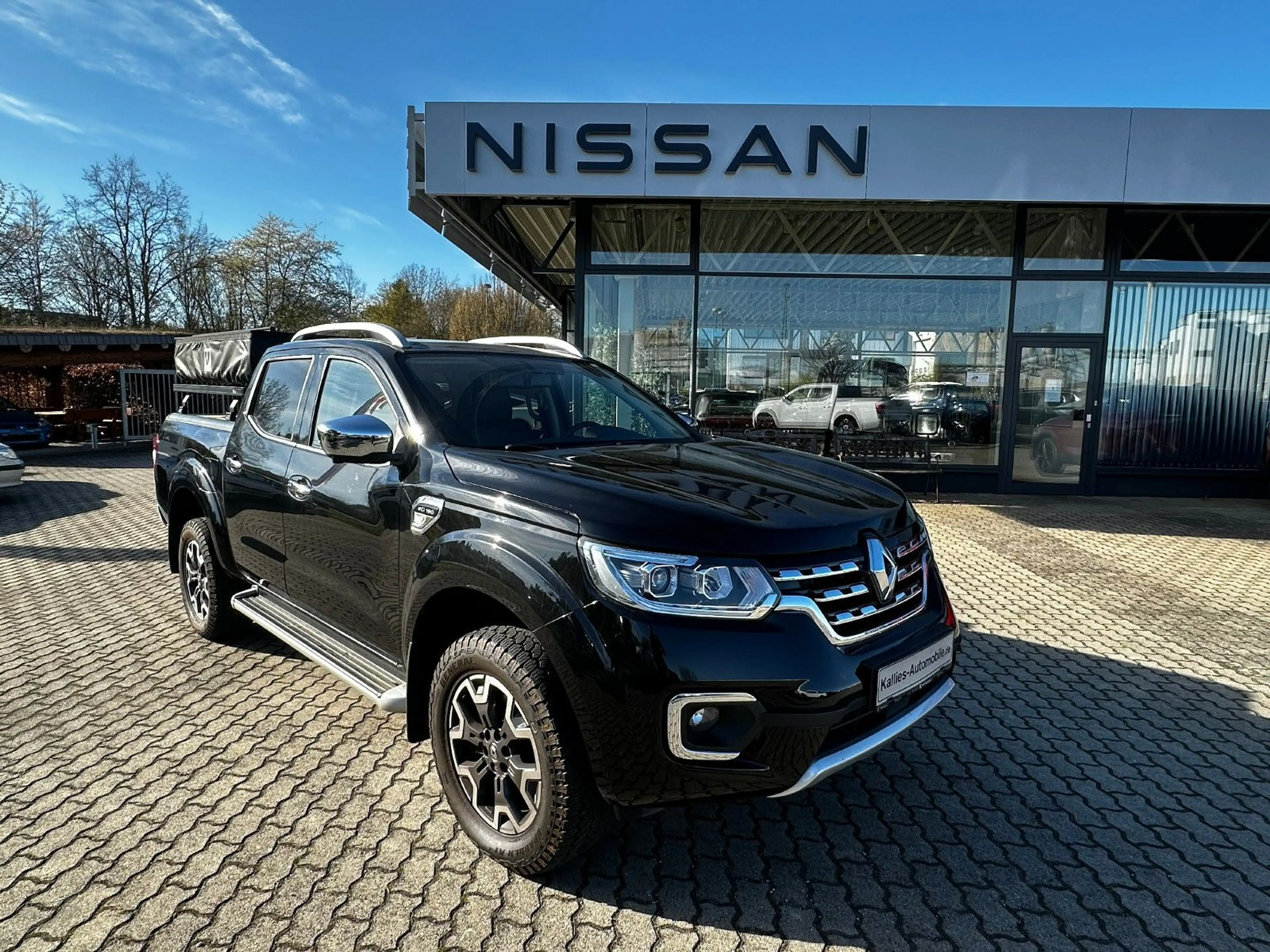 Renault Alaskan Intens Double Cab 4x4 — photo 8