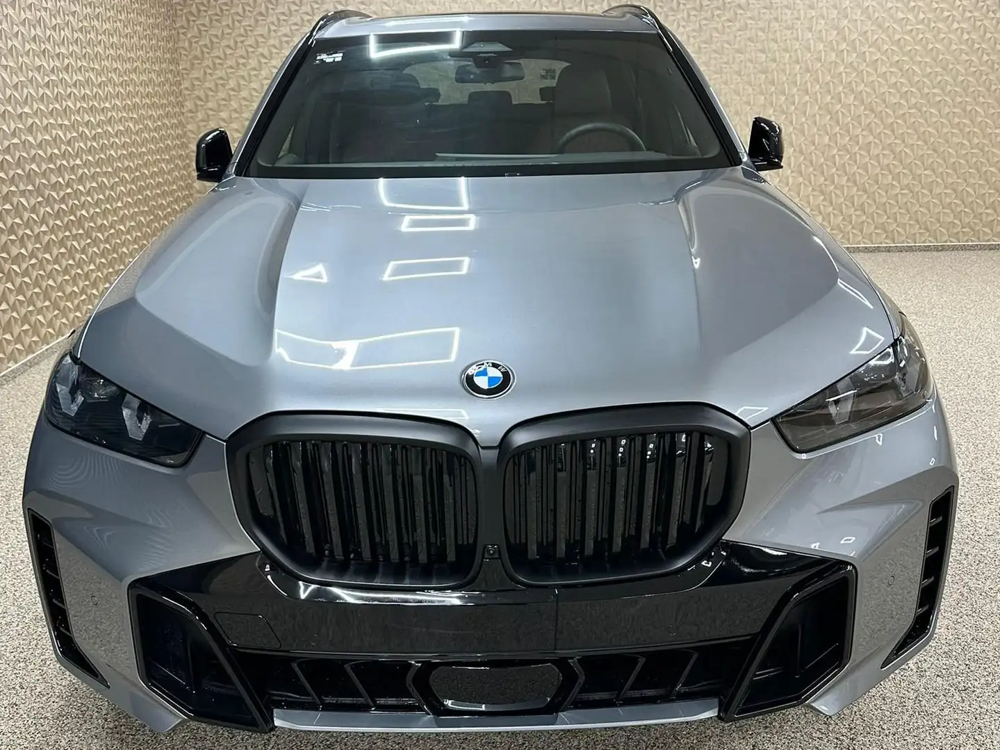 BMW X5 (EXPORT OUT EU ONLY) xDrive40i - MY26 - CARBON Grau - 1