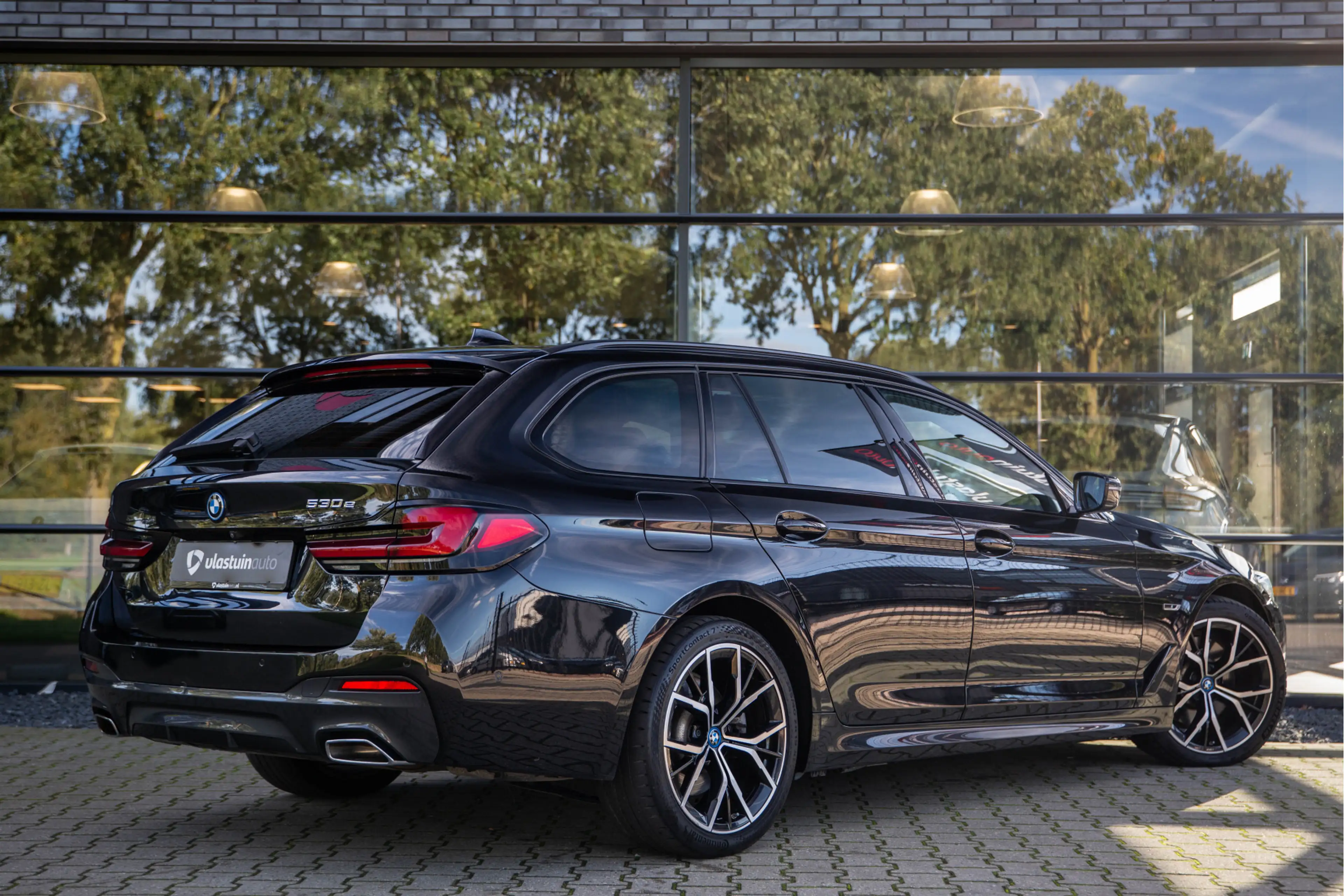 BMW 530 5-serie Touring 530e High Executive M-Sport , SOH — photo 2