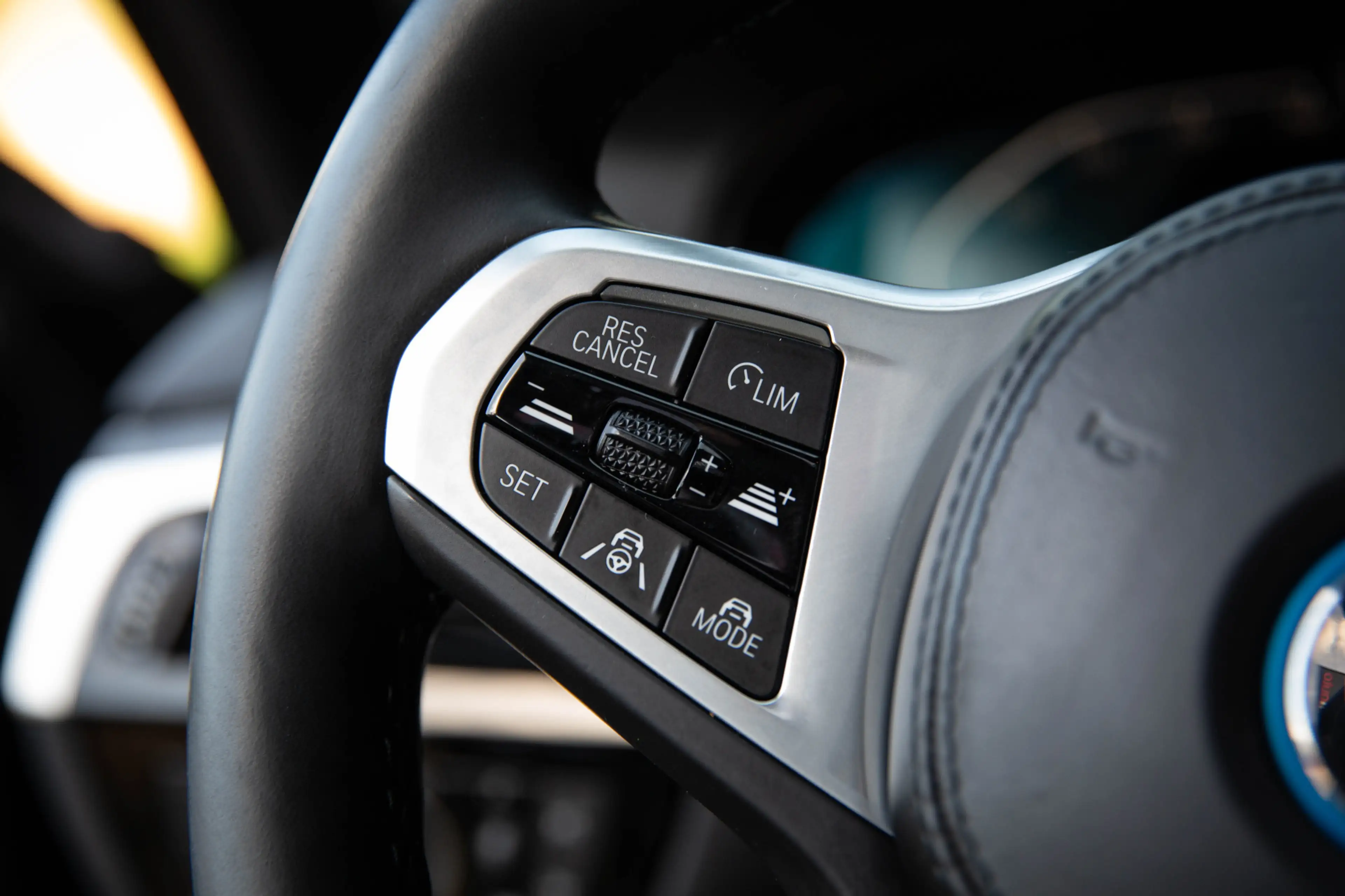 BMW 530 5-serie Touring 530e High Executive M-Sport , SOH — photo 15