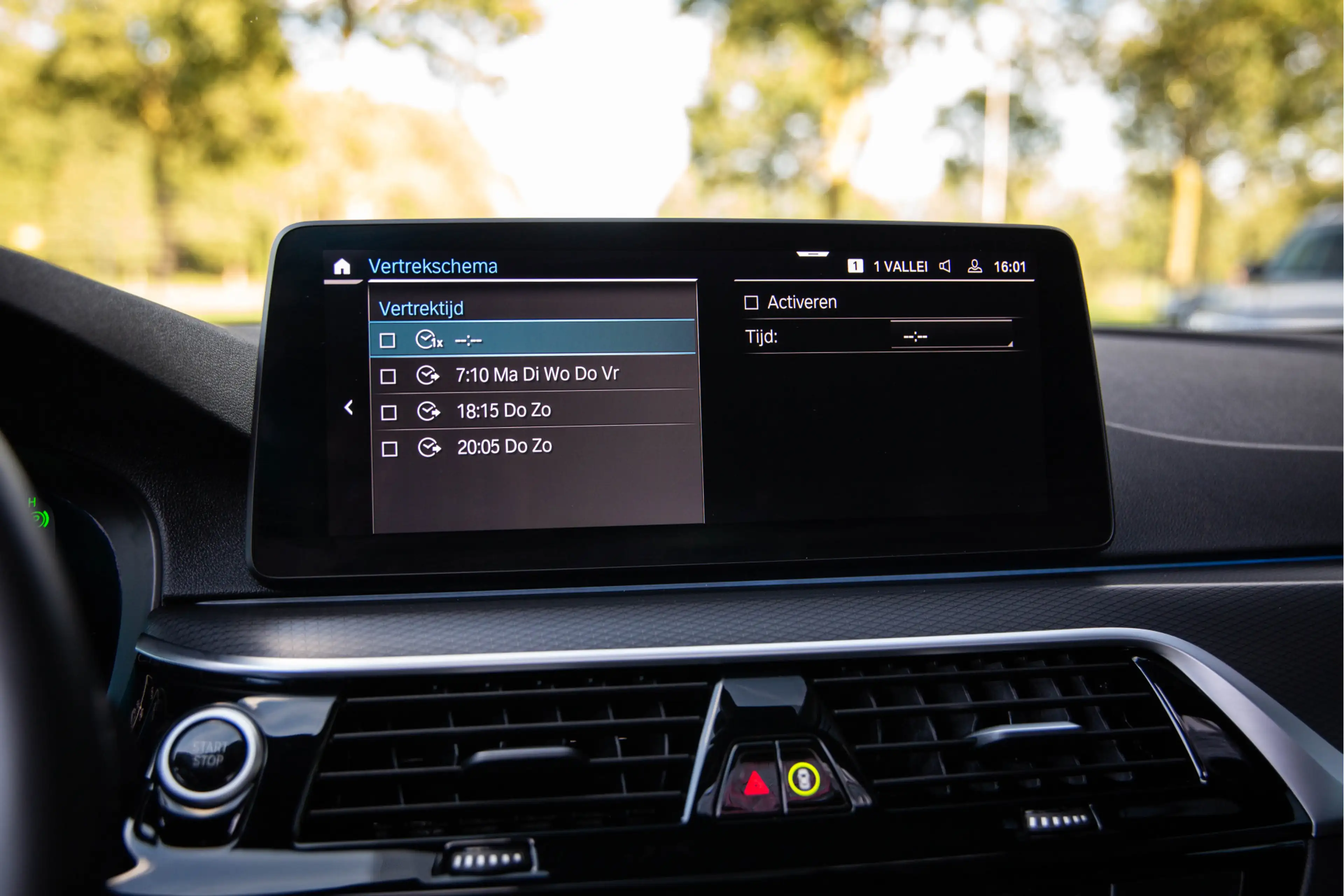 BMW 530 5-serie Touring 530e High Executive M-Sport , SOH — photo 26