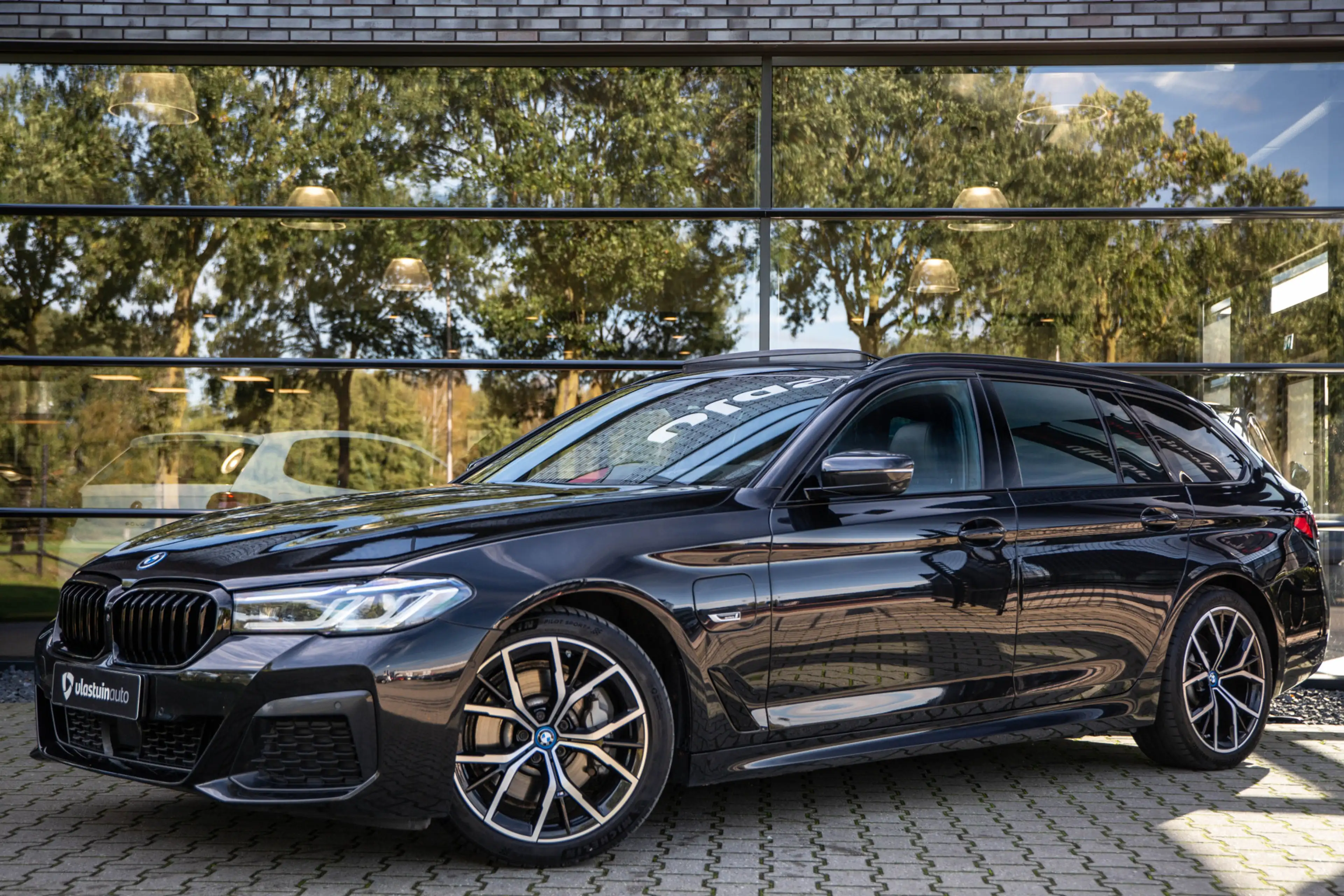 BMW 530 5-serie Touring 530e High Executive M-Sport , SOH — photo 6