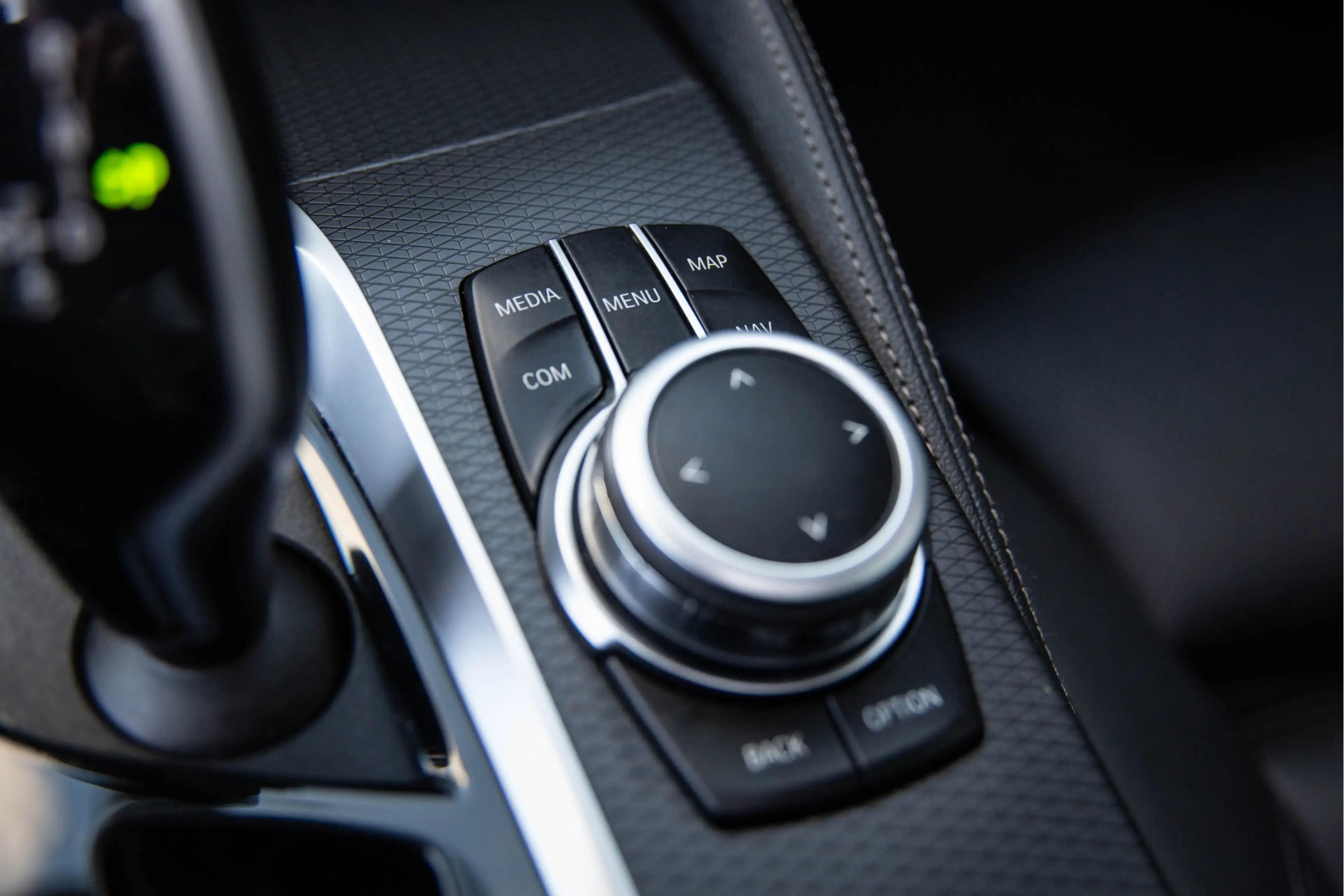 BMW 530 5-serie Touring 530e High Executive M-Sport , SOH — photo 32