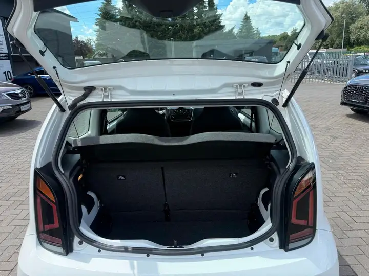 Volkswagen up! move up! 1.0 MPI 48kW 5-Gang 2 Türen *KLIMA* – Foto 9