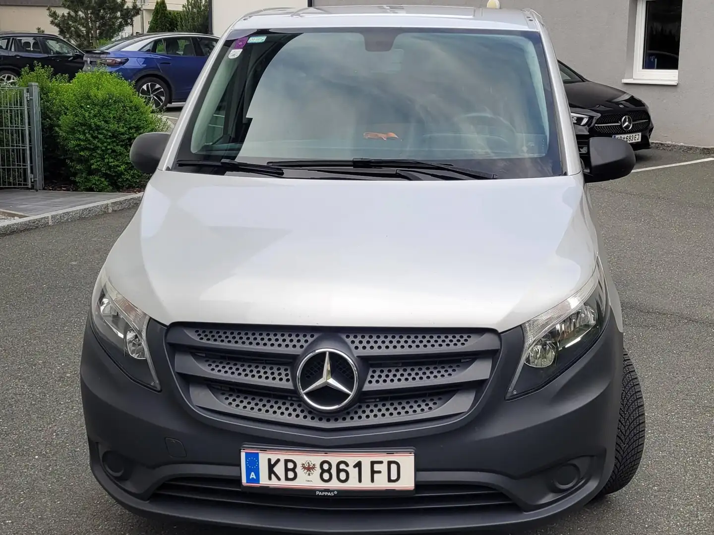 Mercedes-Benz Vito 114 CDi Mixto Silber - 2