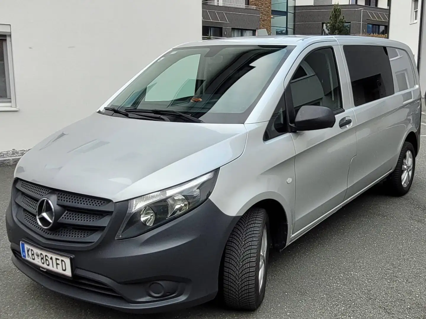 Mercedes-Benz Vito 114 CDi Mixto Silber - 1