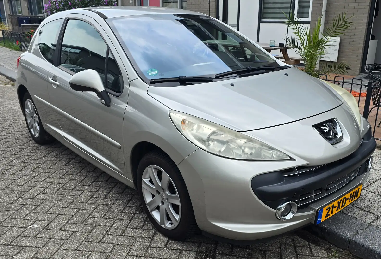 Peugeot 207 207 1.6 VTi XS Pack Grijs - 2