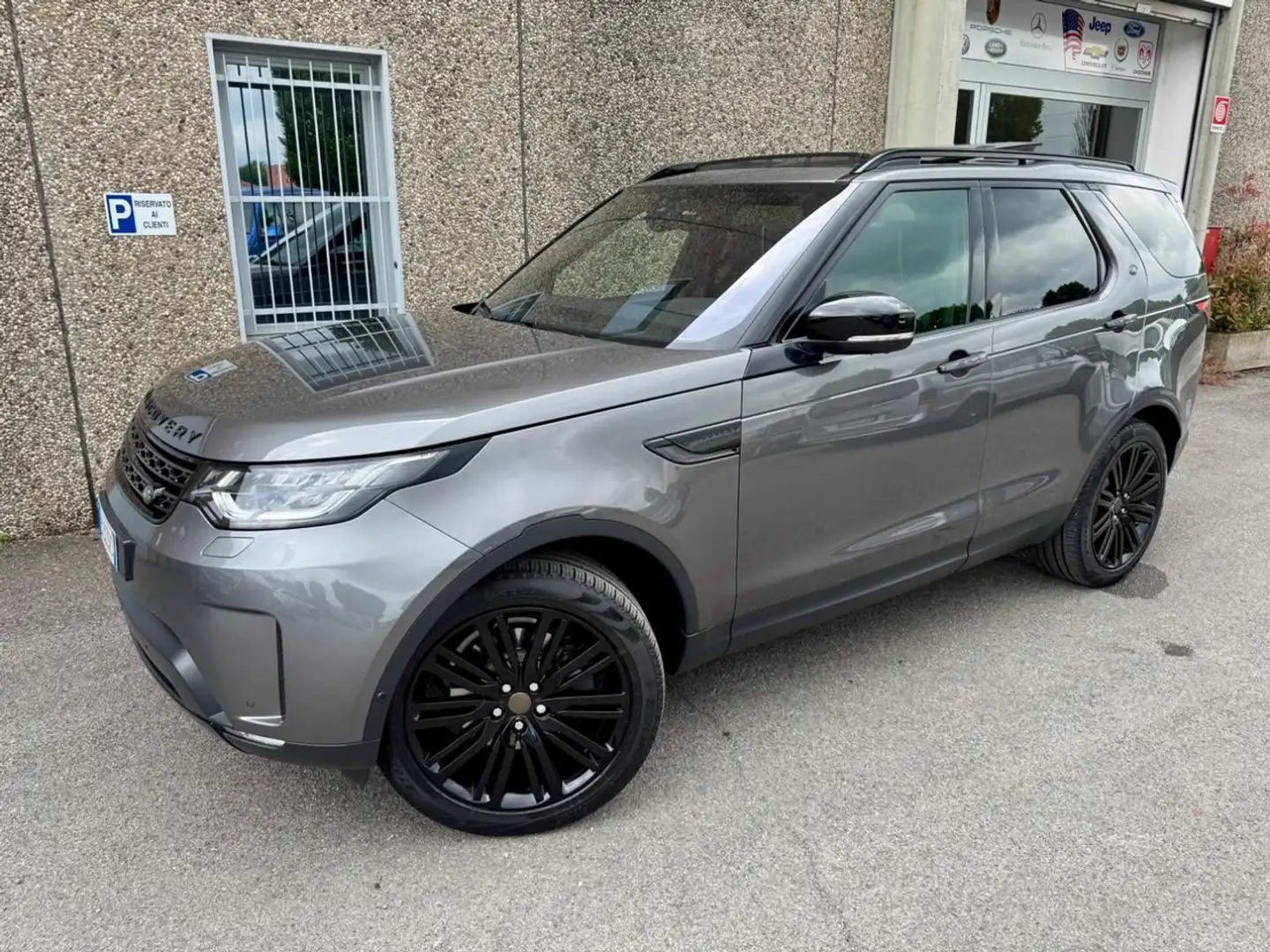 Land Rover Discovery 3.0 TD6 249 CV HSE Luxury "FIRST EDITION"GANCIO" Grigio - 1
