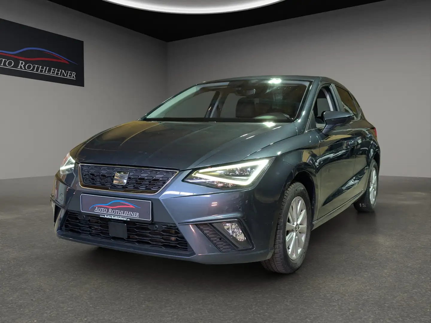 SEAT Ibiza Ibiza 1.0 TSi*LED*ACC*NAV*KAM*Service neu*Garantie Grau - 1