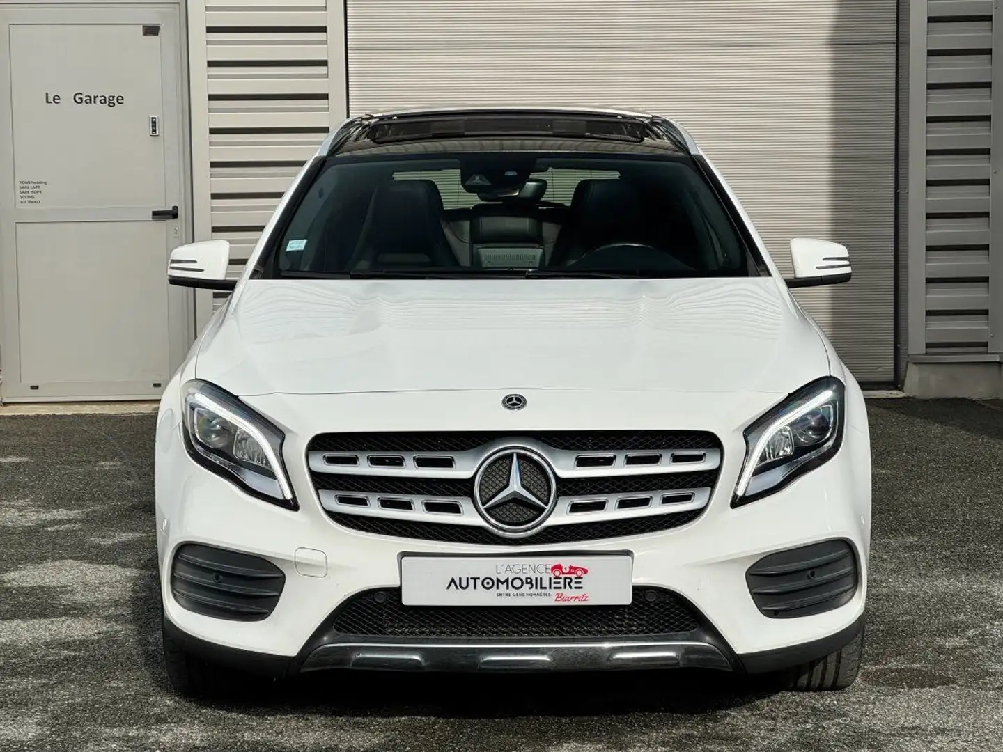 Mercedes-Benz GLA 200 Classe 200 d 136ch Fascination 4Matic 7G-DCT Weiß - 2