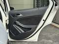 Mercedes-Benz GLA 200 Classe 200 d 136ch Fascination 4Matic 7G-DCT Weiß - thumbnail 27