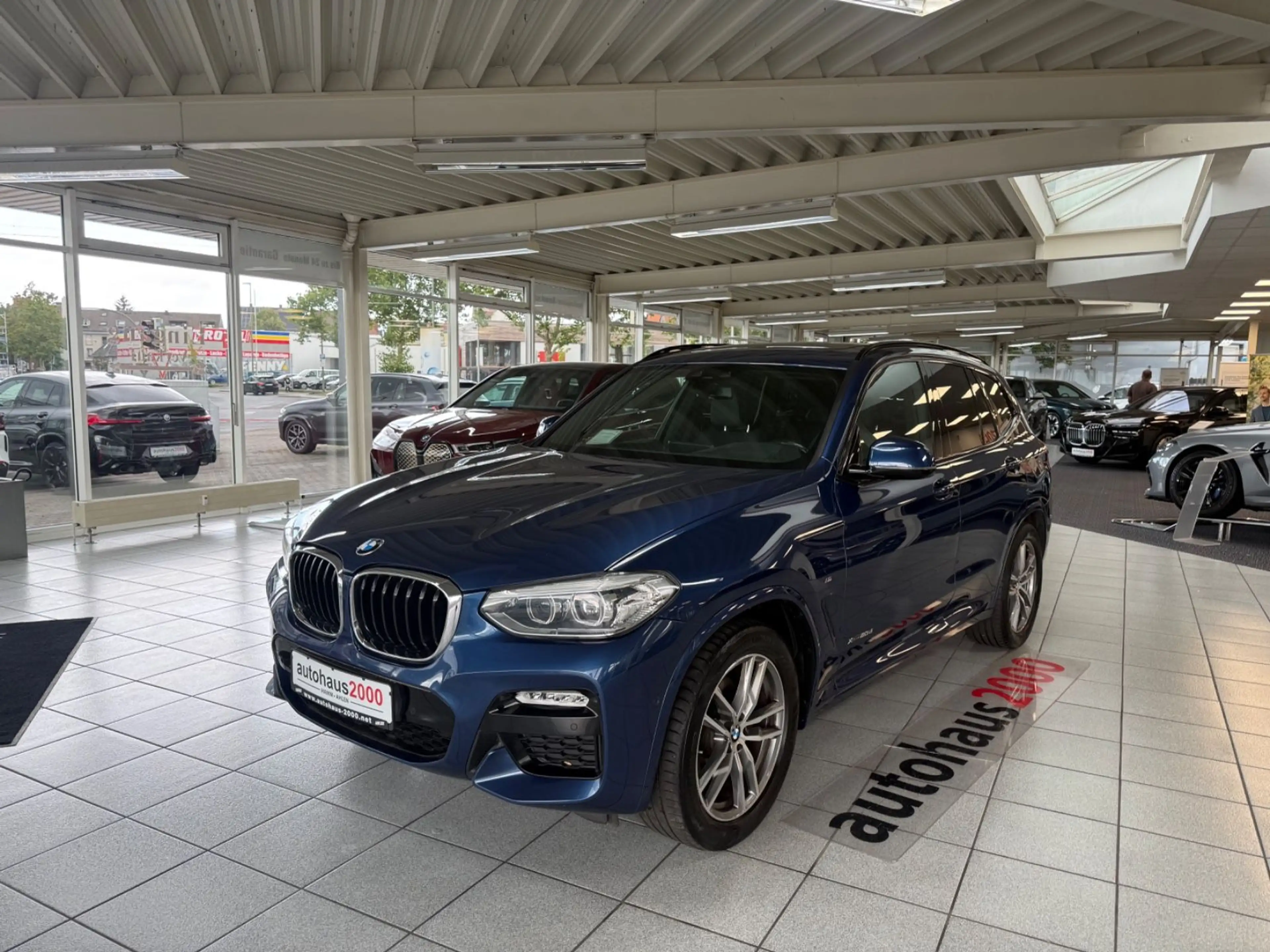 BMW X3 xDrive 20D M Sportpaket AUT./LED/HUD/CAM/PANO — photo 4