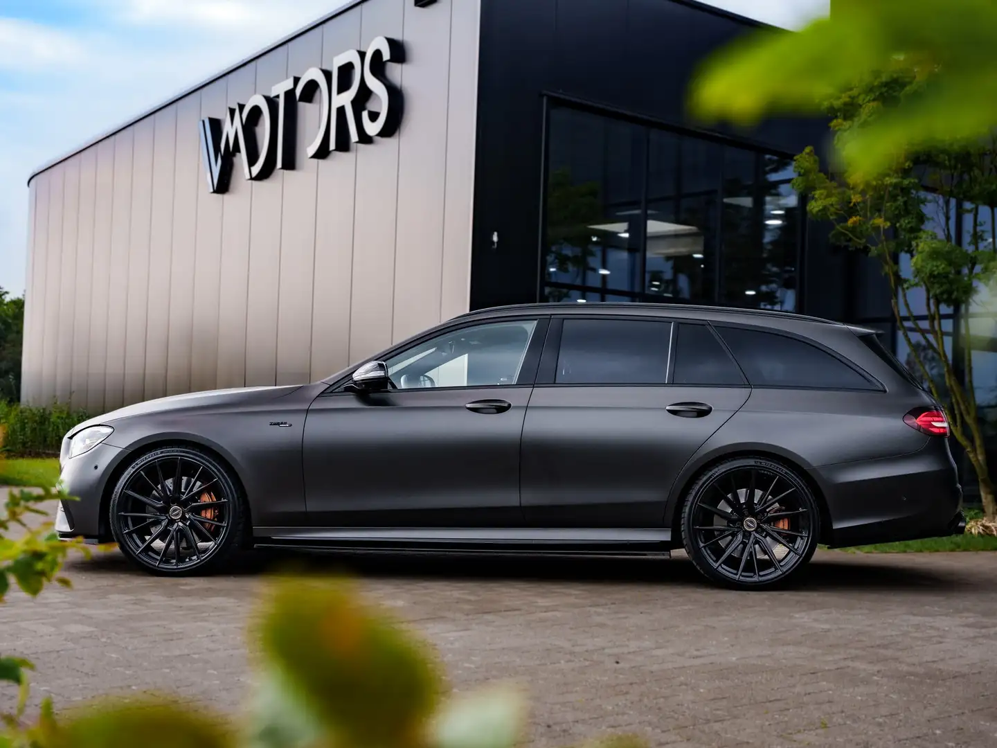 Mercedes-Benz E 53 AMG AMG E 53 4Matic+ T AMG Speedshift TCT-9G - Pano - 2