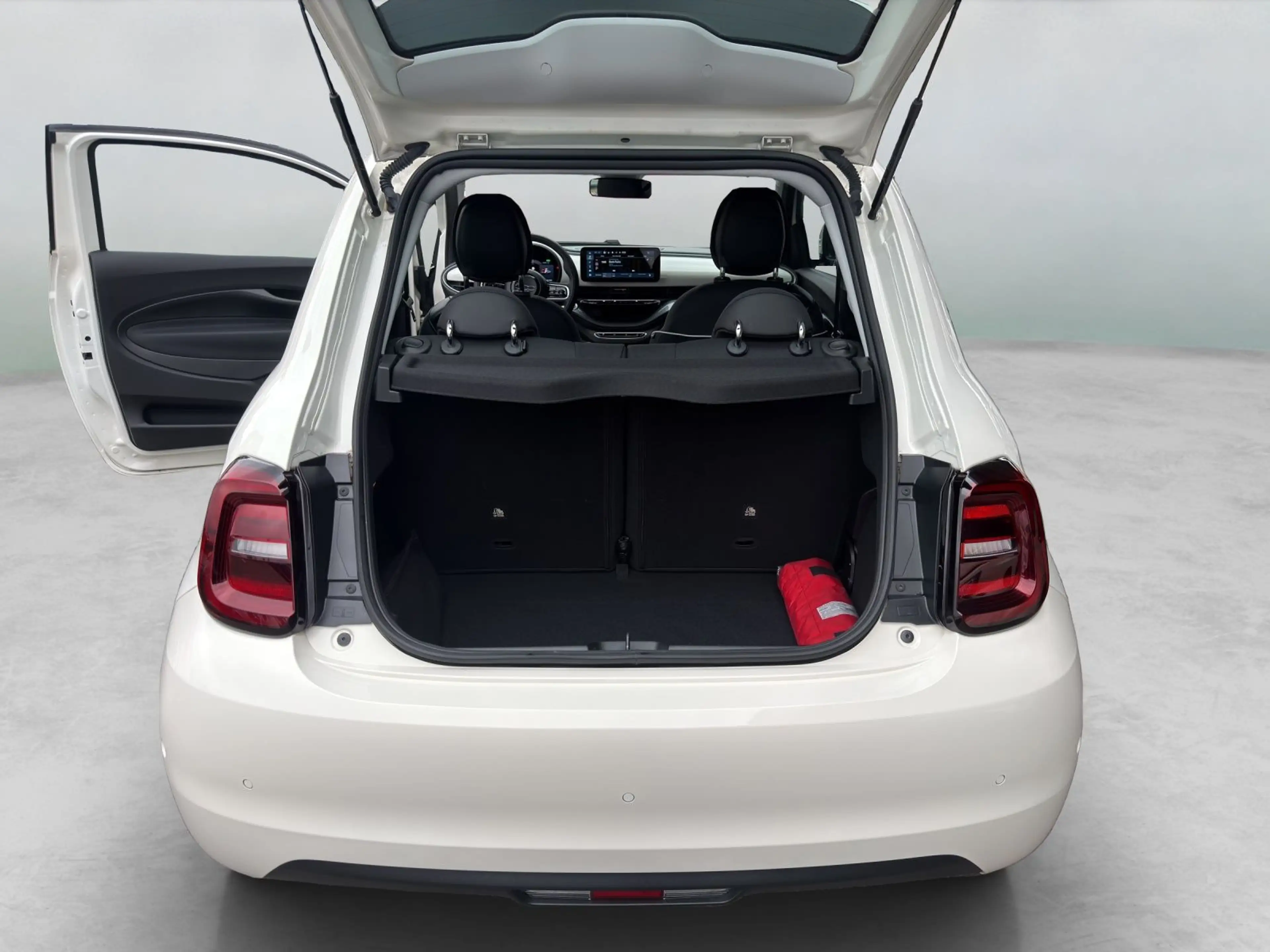 Fiat 500e . — photo 6