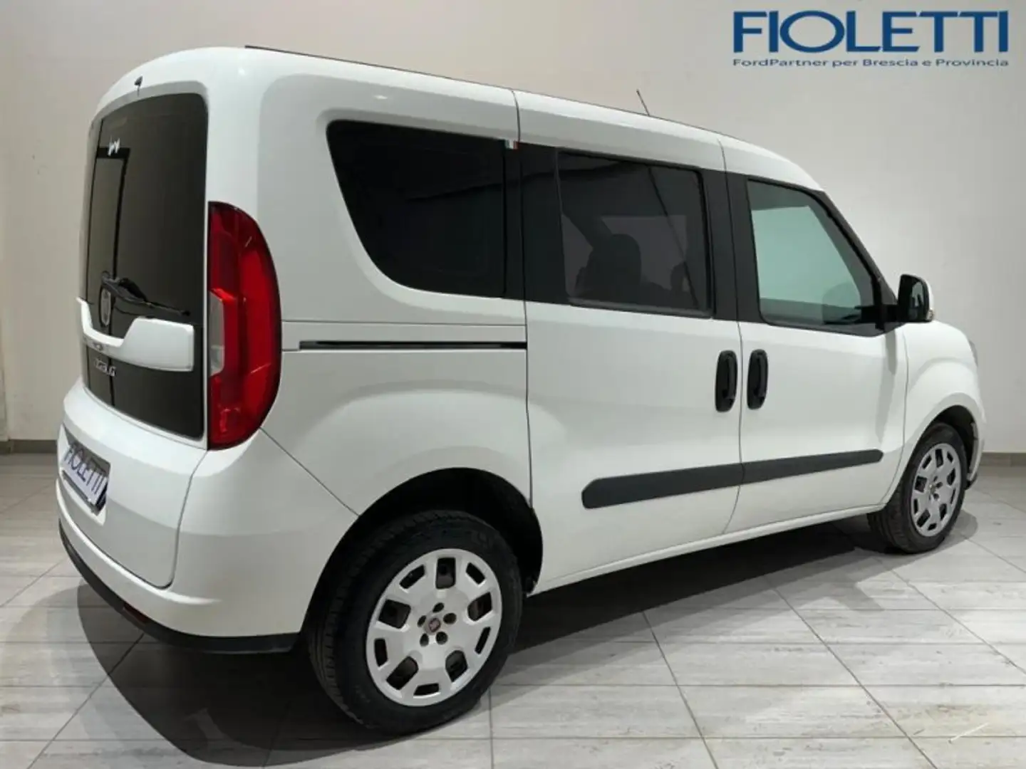 Fiat Doblo 3ª SERIE 1.6 MJT 16V 120CV EASY Weiß - 2