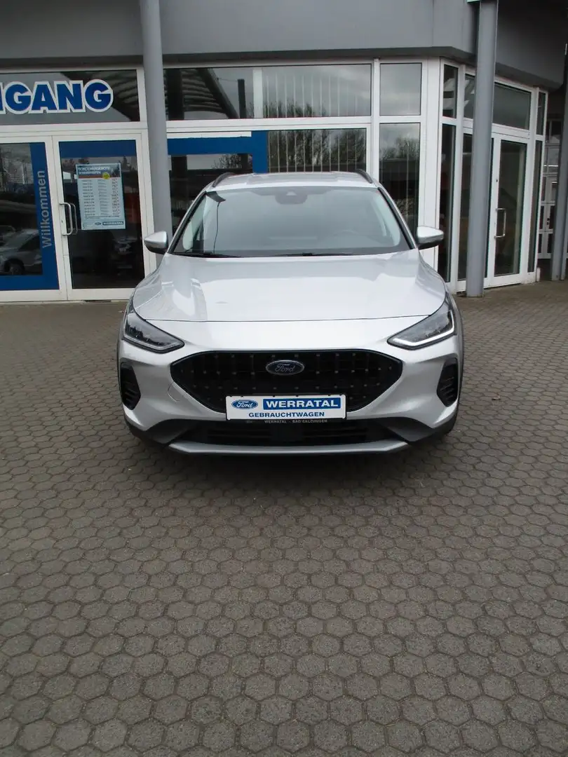 Ford Focus Turnier Active / Navi/ LED / Kamera Argento - 2