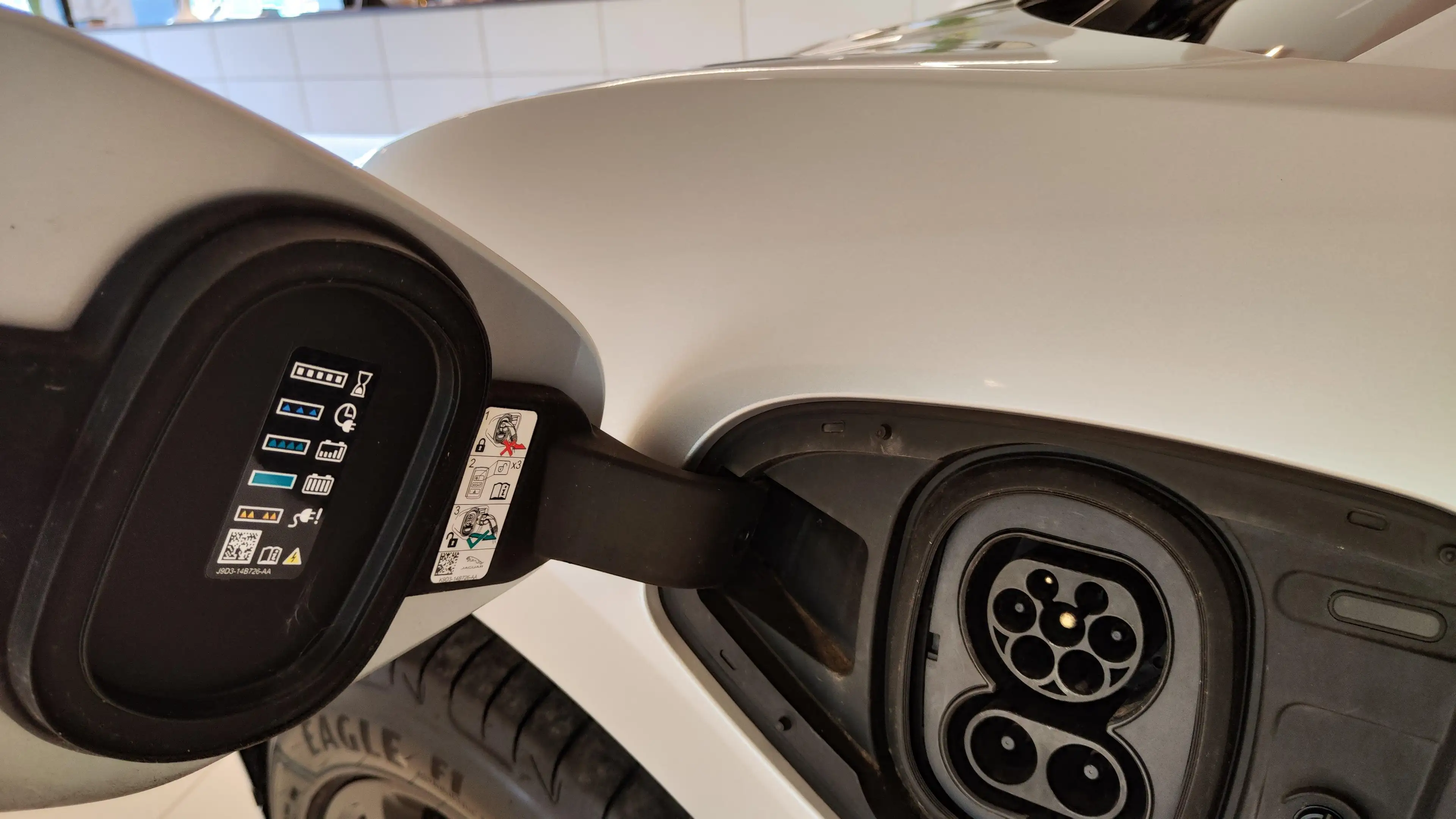 Jaguar I-Pace SE 400cv 100% déductible — photo 9