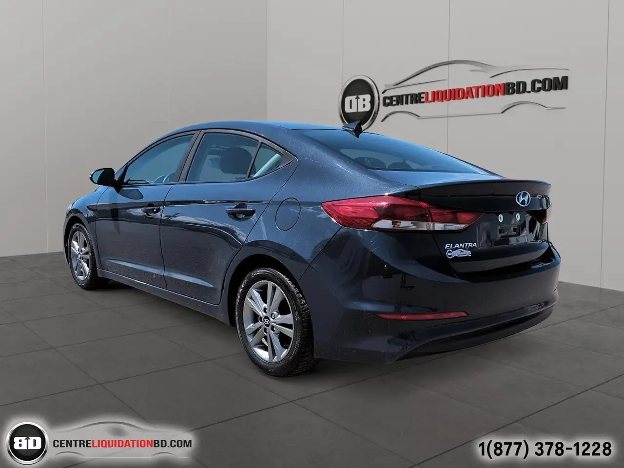 Hyundai ELANTRA снимка Hyundai ELANTRA