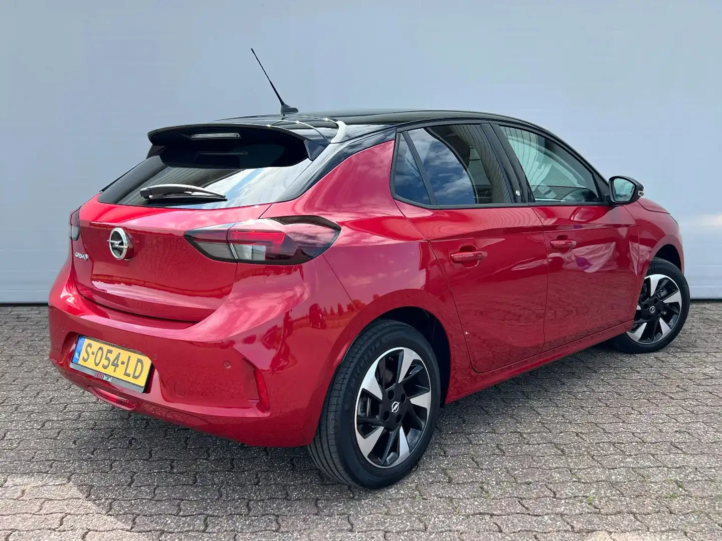 Opel Corsa 50 kWh | Elegenace | Carplay | 3 Fase | PDC | Two Rood - 2