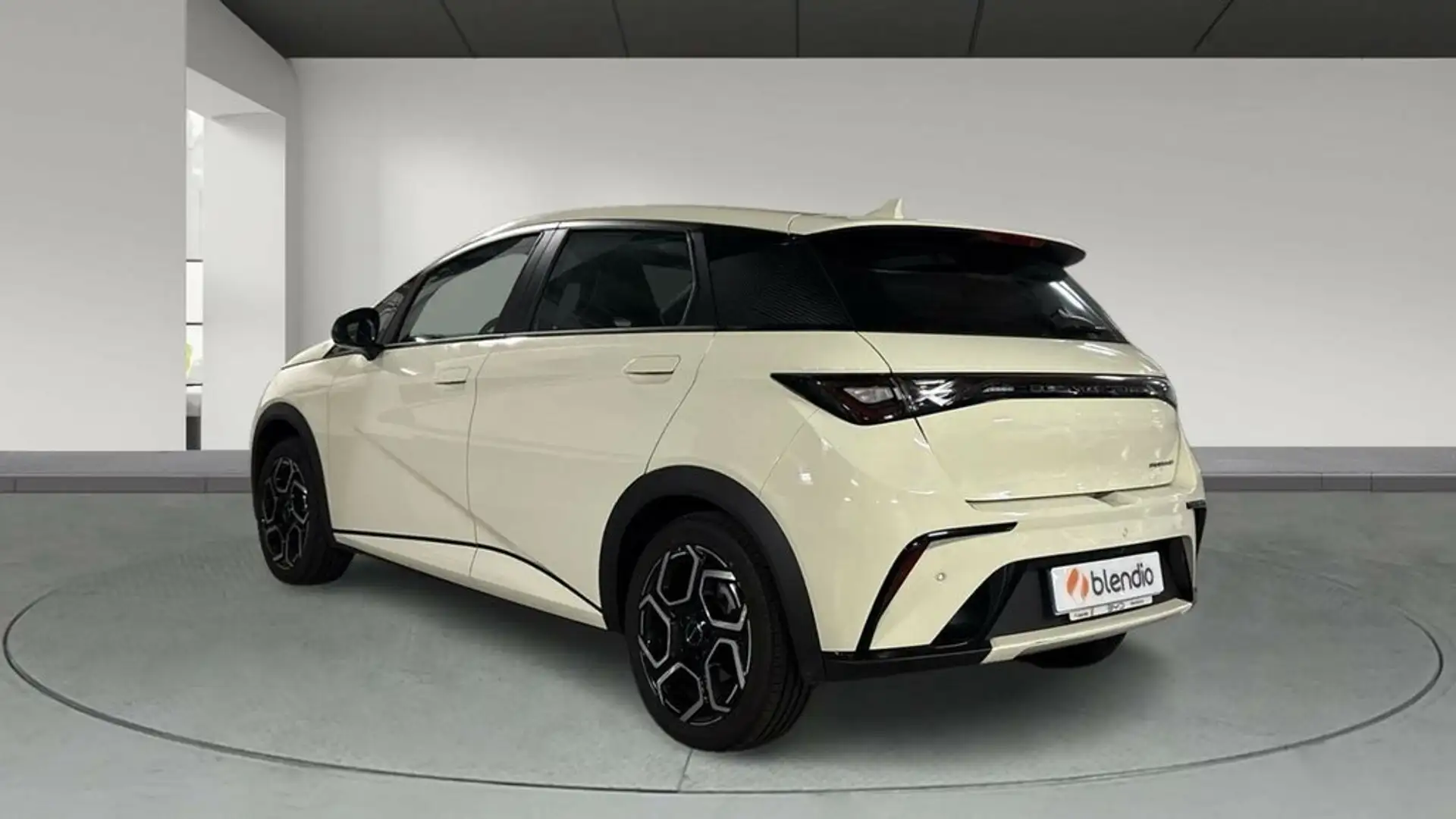 BYD Dolphin BEV 60KWH COMFORT Blanco - 2