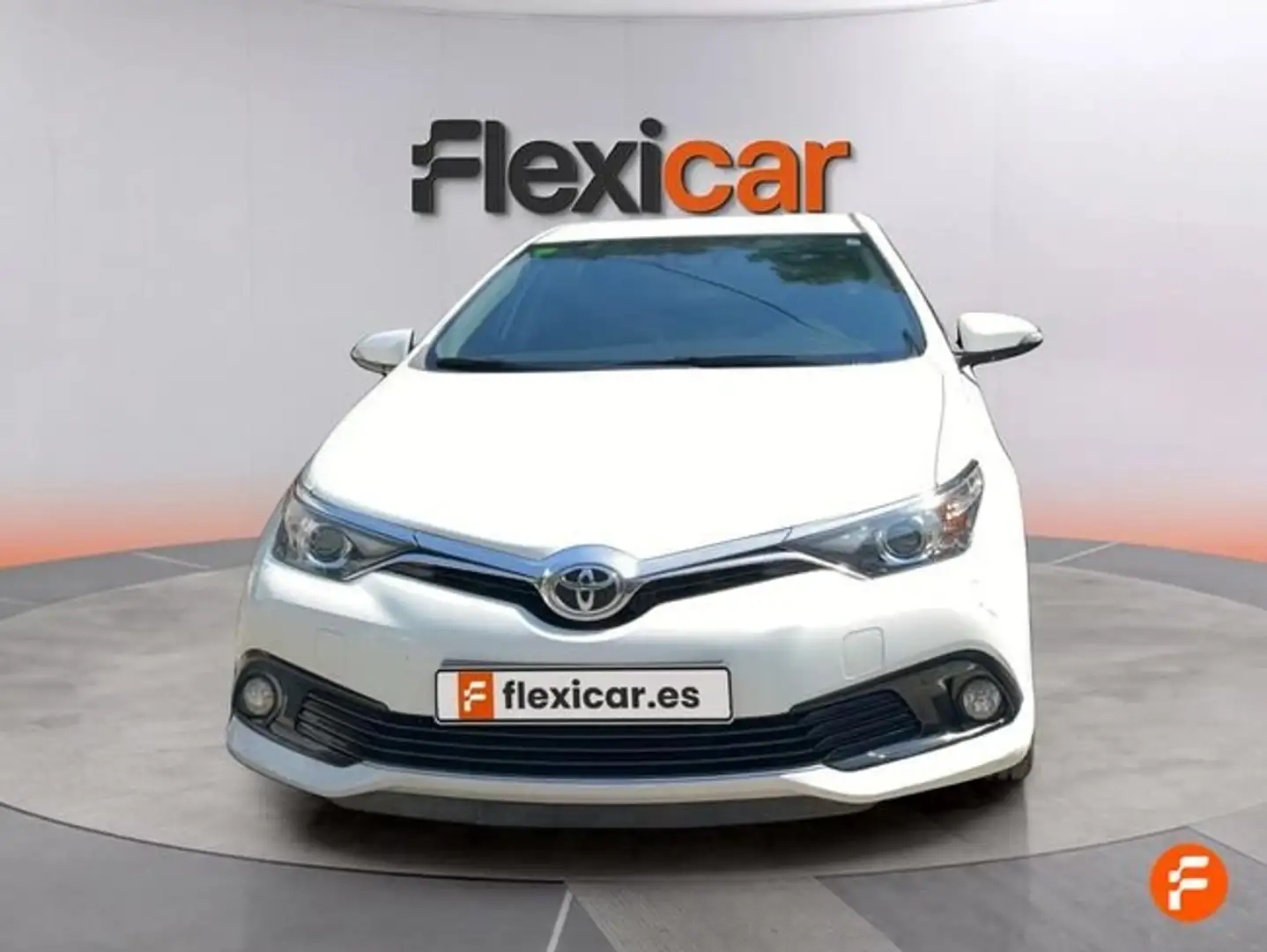 Toyota Auris 120T Active Blanco - 2