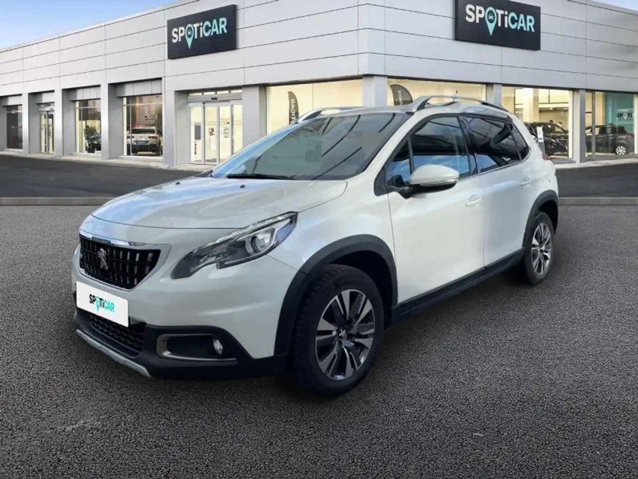 Peugeot 2008 1.2 PureTech 110ch E6.c Allure S\\u0026S