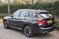BMW iX3 Executive 80 kWh | SOH 99,11 % | PANORAMA DAK | TR Gris - thumbnail 4
