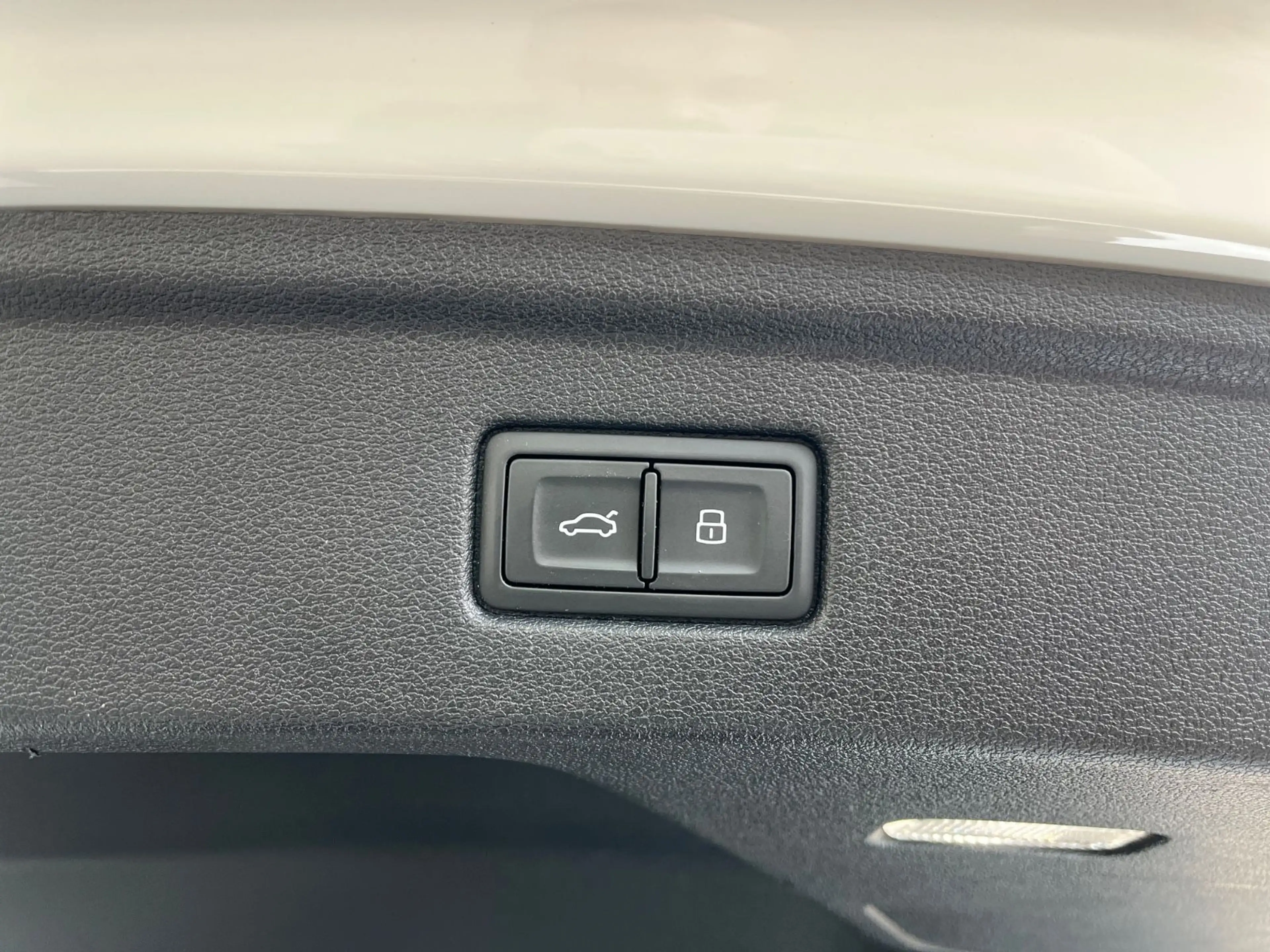 Audi A5 Sportback 35 TDI S line — photo 8