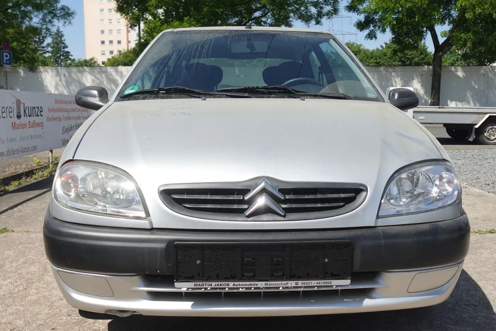 Citroen SAXO 1.1 Tonic srebrna - 2