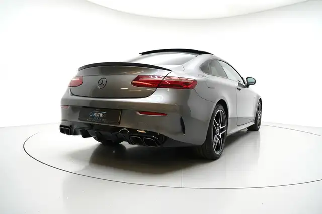 Mercedes-Benz E-Class view 29