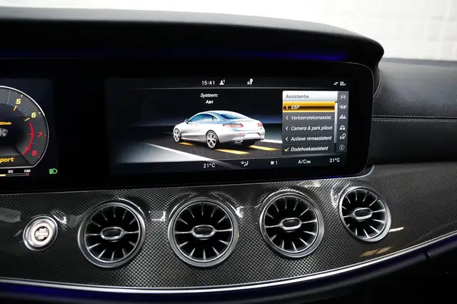 Mercedes-Benz E-Class view 14