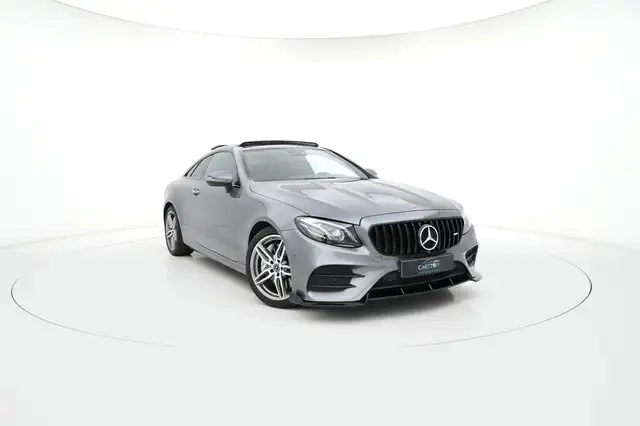 Mercedes-Benz E-Class view 27