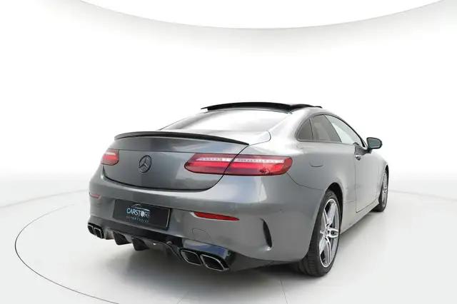 Mercedes-Benz E-Class view 28
