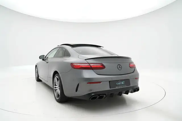 Mercedes-Benz E-Class view 30