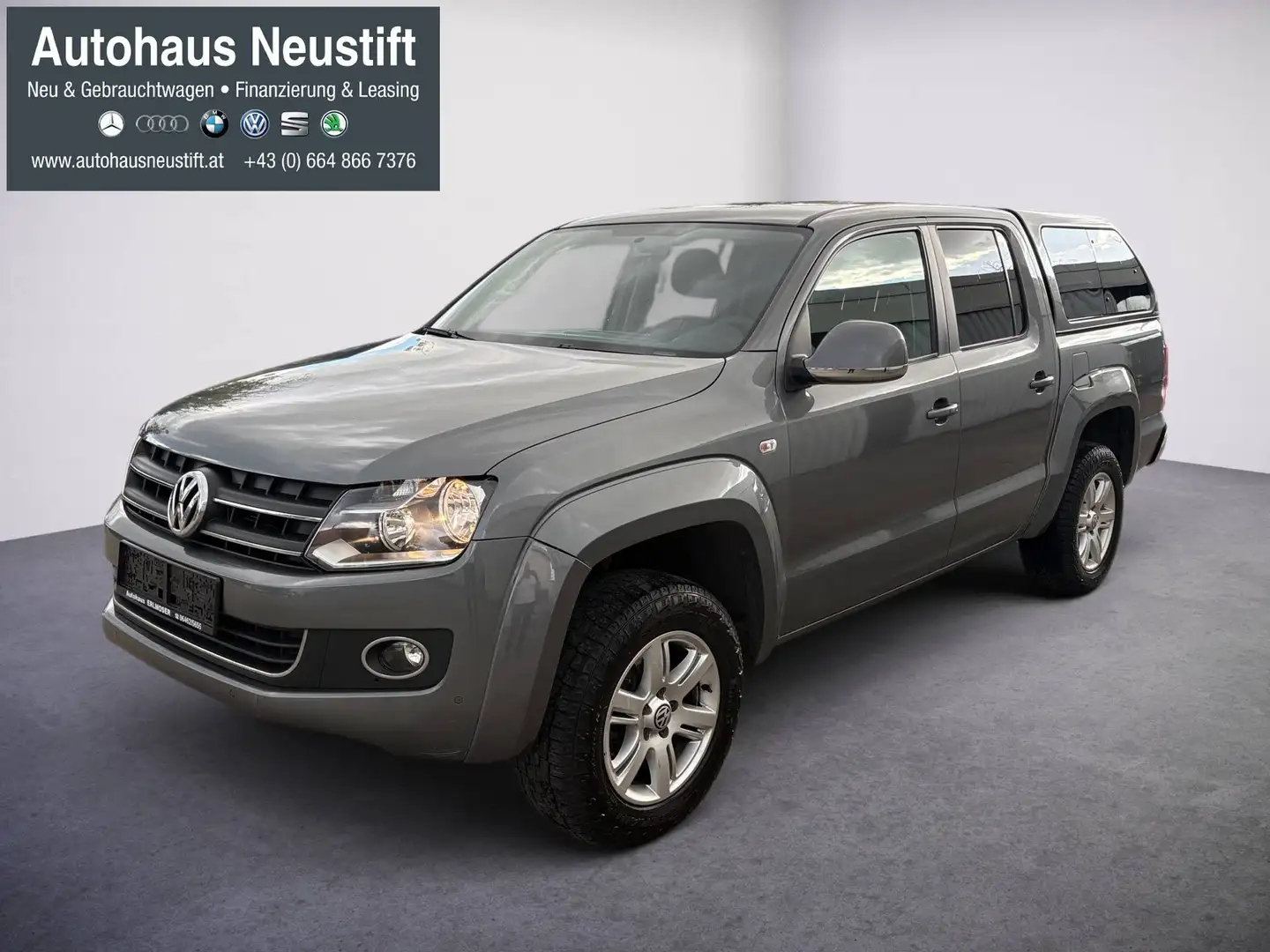 Volkswagen Amarok 2.0 TDI Highline DoubleCab Grau - 1