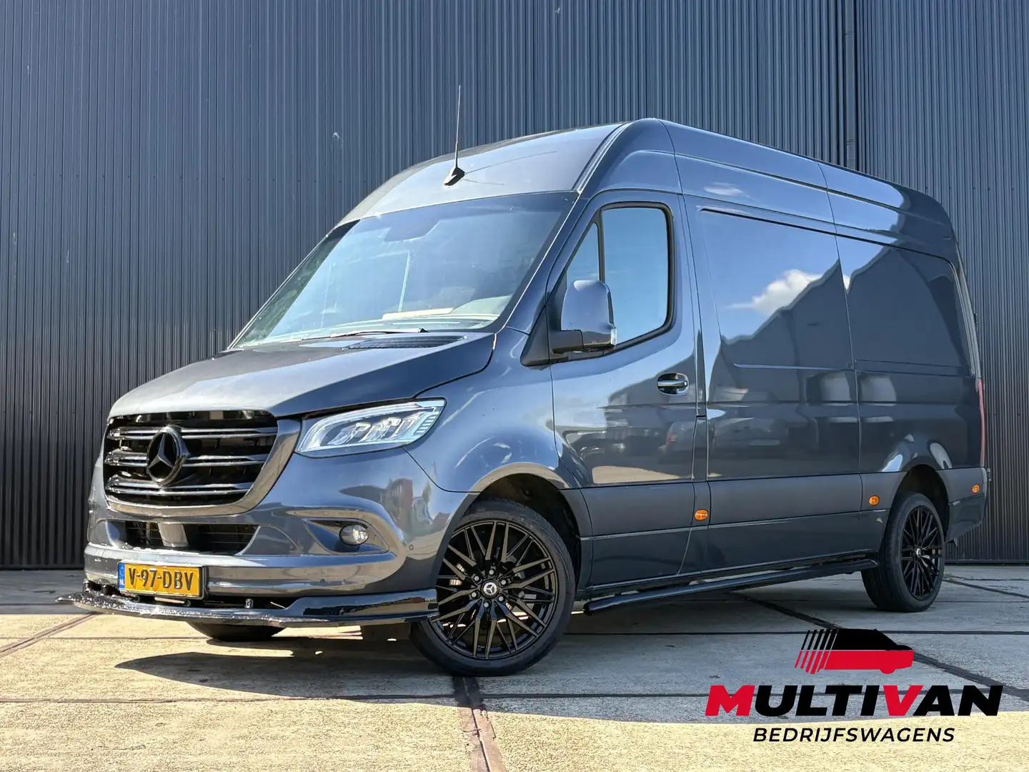 Mercedes-Benz Sprinter 317 L2H2 KOMT ALS DUBBELCABINE | LMV 20" | 3500KG Gris - 1