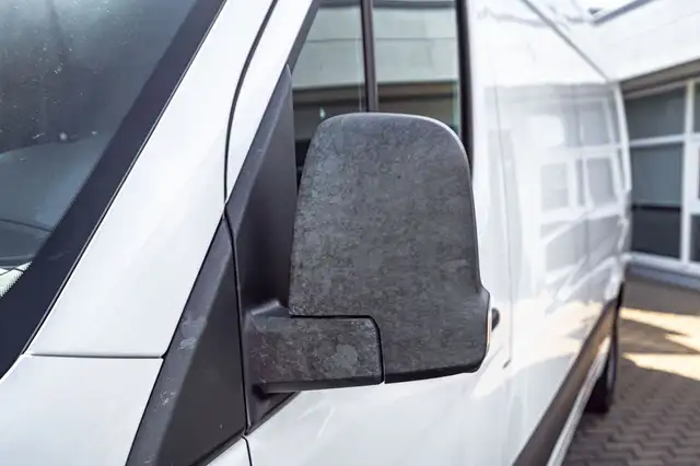 Mercedes-Benz Sprinter view 11