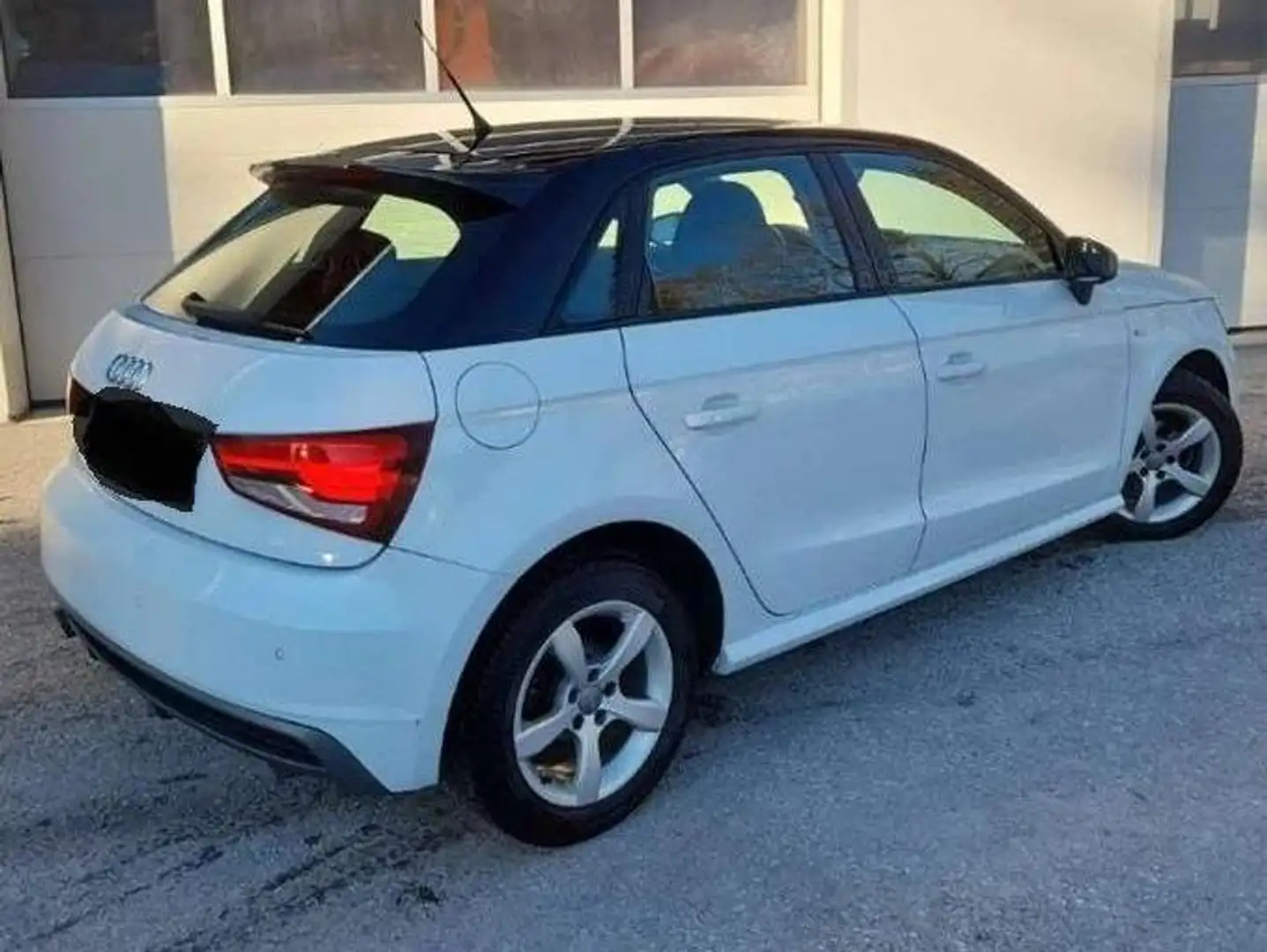 Audi A1 A1 SB 1,0 TFSI SportSport Weiß - 2