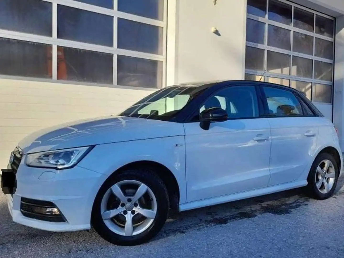 Audi A1 A1 SB 1,0 TFSI SportSport Weiß - 1
