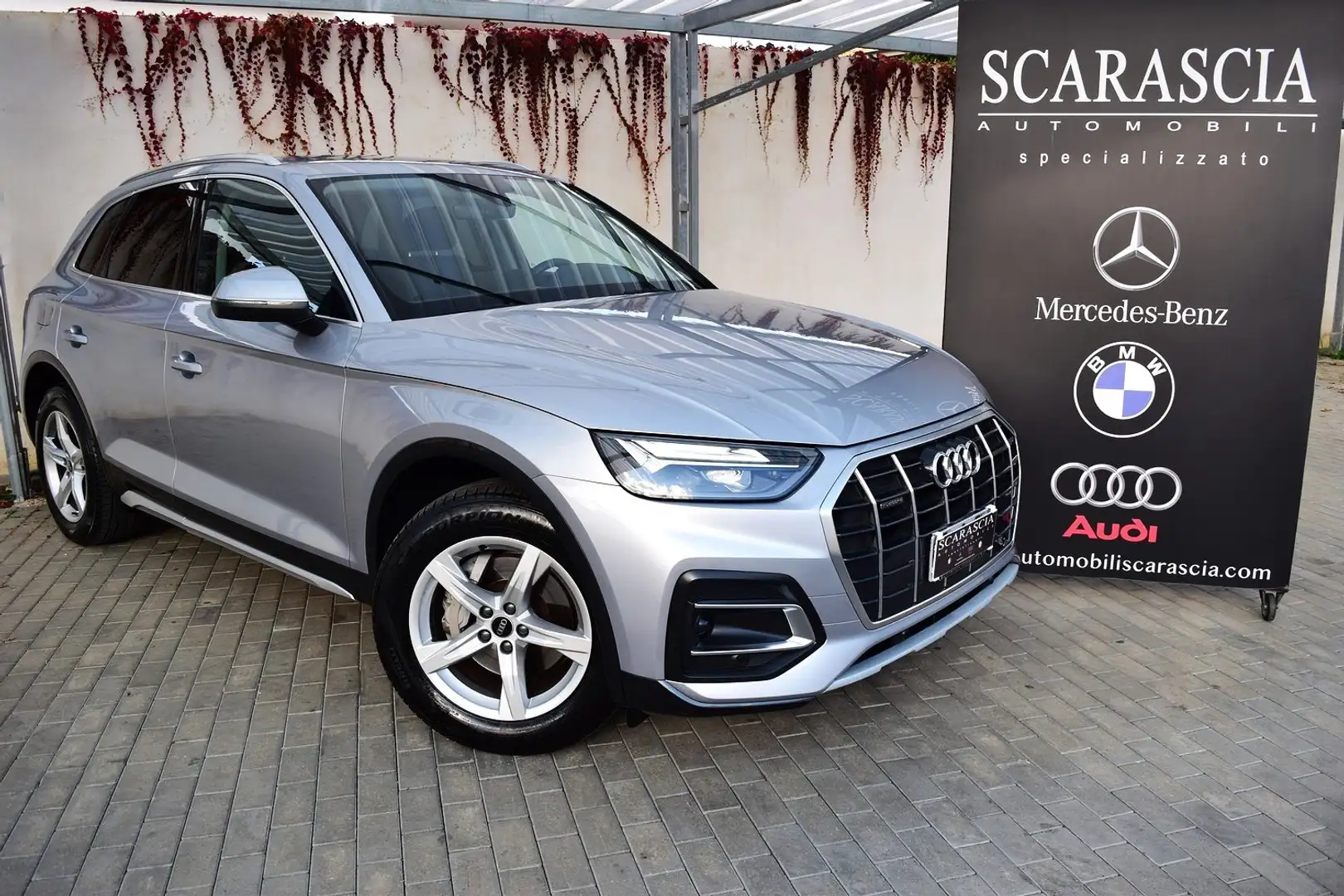 Audi Q5 40 2.0 Tdi quattro S tronic Business Advanced Zilver - 1