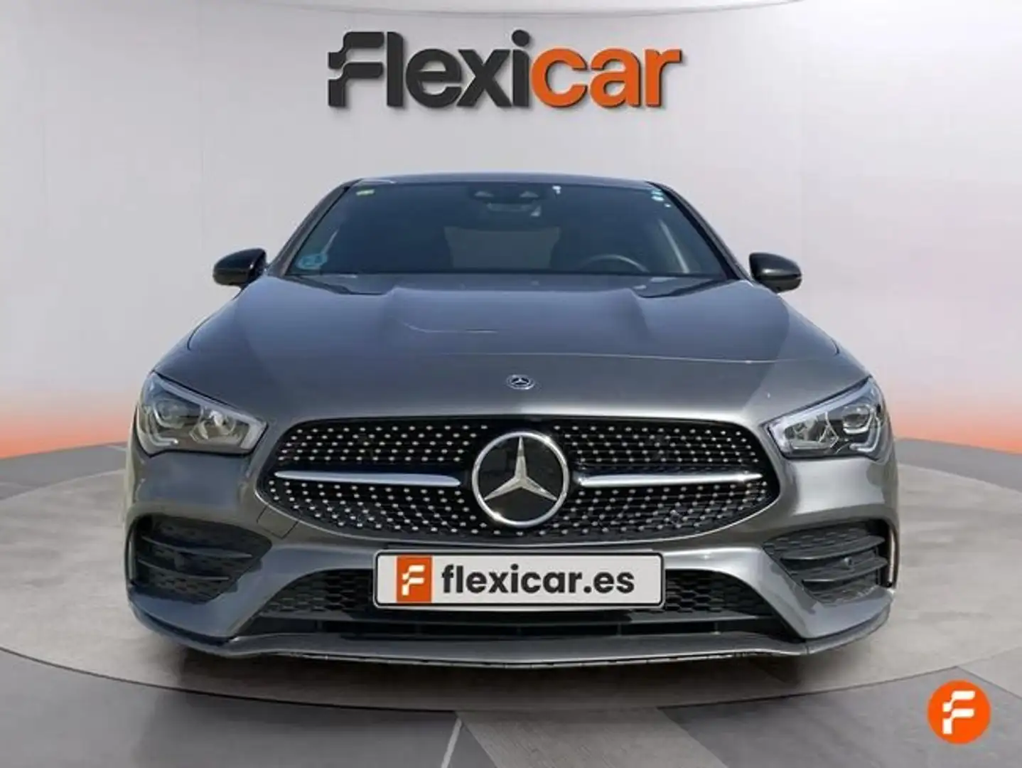 Mercedes-Benz CLA 200 200d Gris - 2