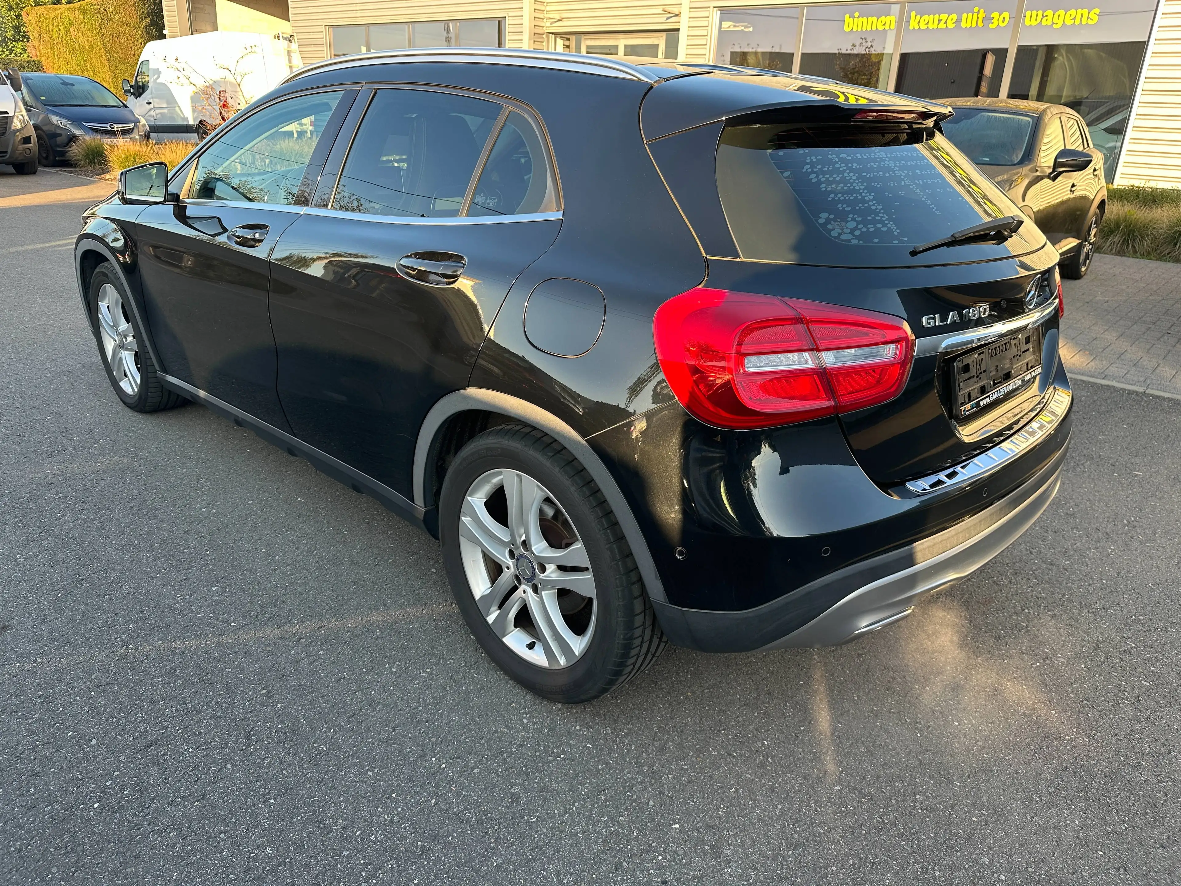 Mercedes-Benz GLA 180 1.6 benzine AUTOMAAT! PANO + OPEN DAK — photo 6