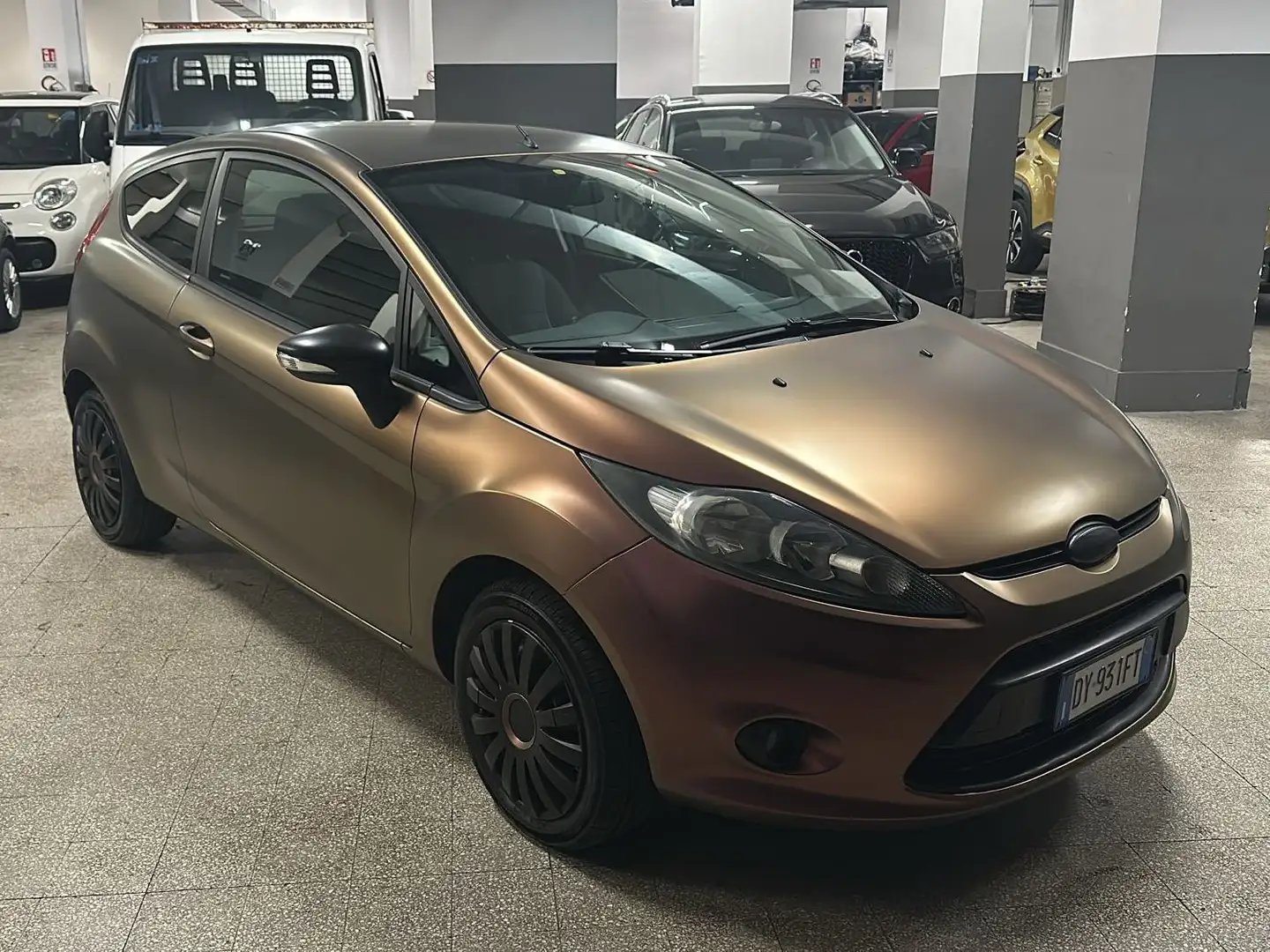 Ford Fiesta Fiesta 3p 1.2 16v Titanium 82cv Fialová - 2
