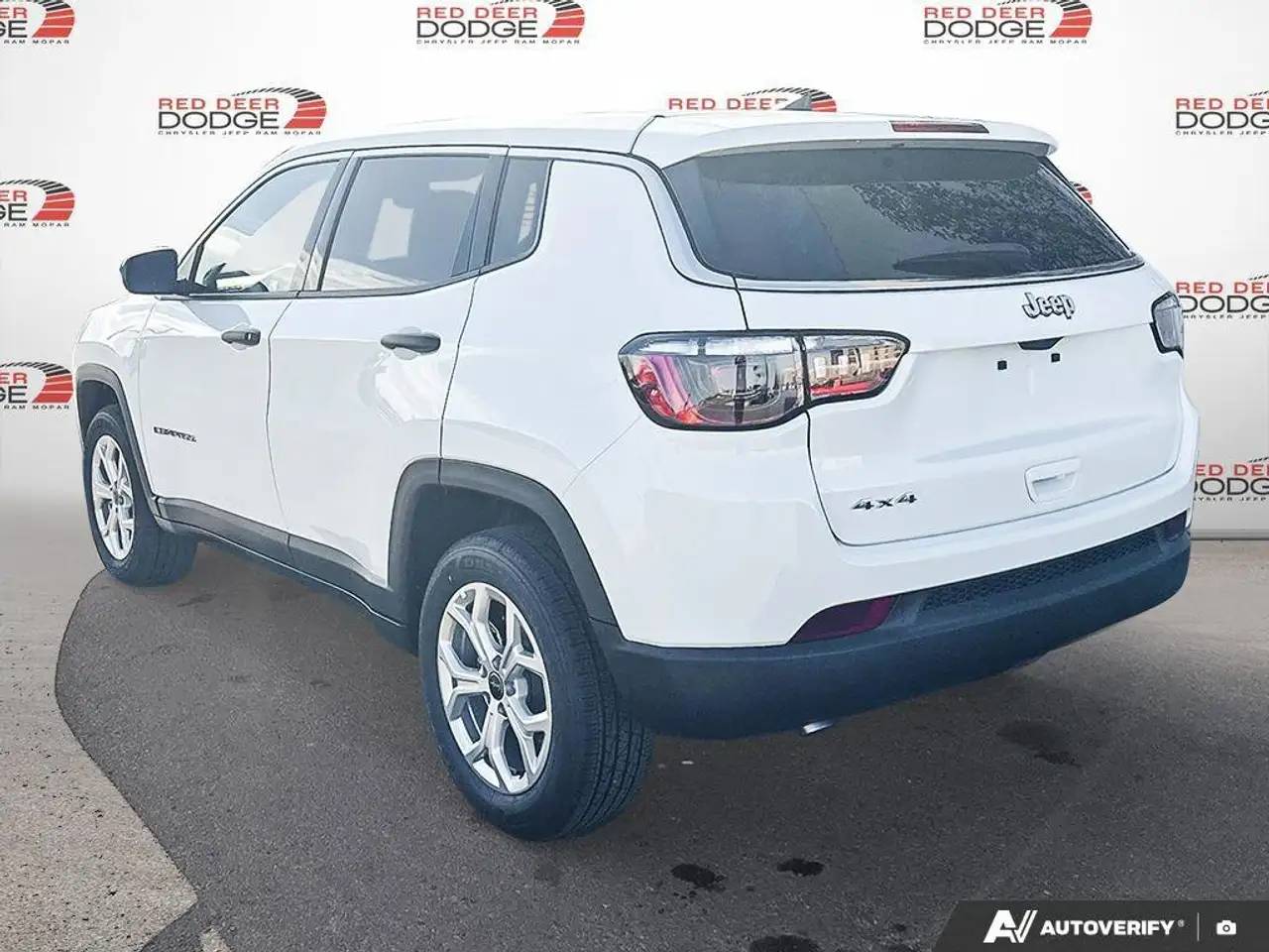 Jeep Compass снимка Jeep Compass