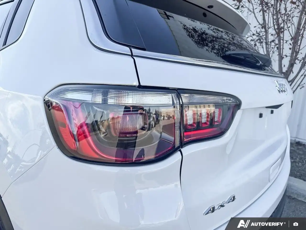 Jeep Compass снимка Jeep Compass