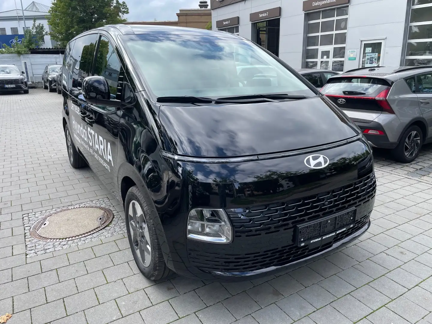 Hyundai STARIA 1.6 T-GDI 2WD Prime 2xKlima 360 ACC AUT Noir - 2
