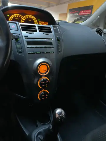 Toyota Yaris view 8