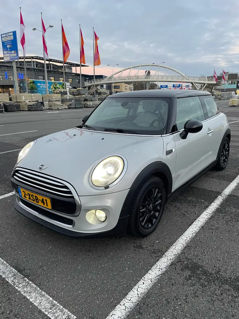 MINI Cooper 1.5 Cpr 1st.Born Ed. Wit - 1